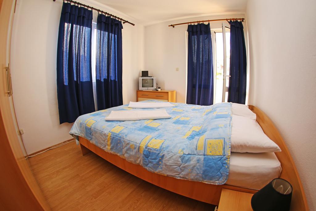 Apartments And Rooms Zvjezdana Hvar Town Bilik gambar